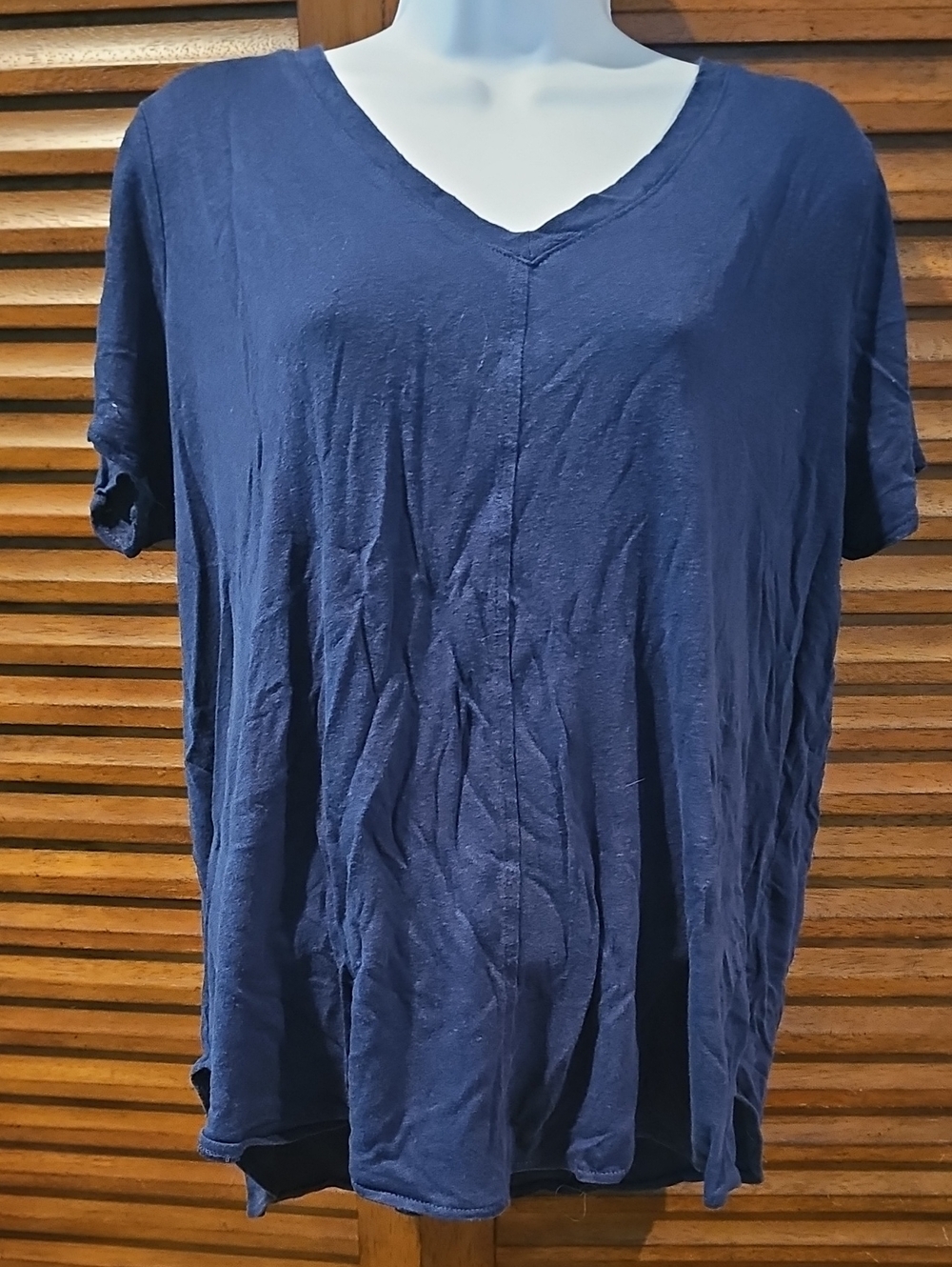 Tahari Navy V-Neck Short Sleeve Tee